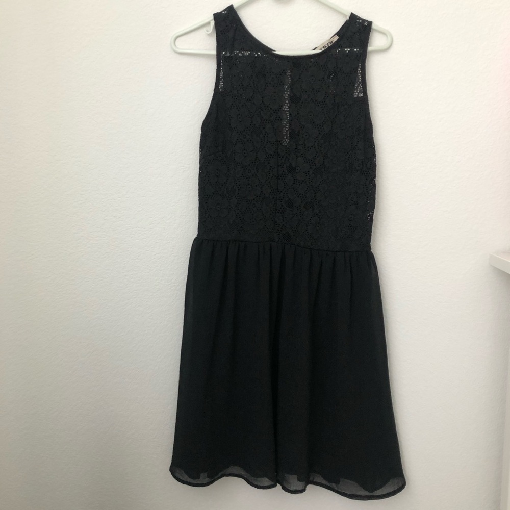 Black Lace Short Sleeve Dress
